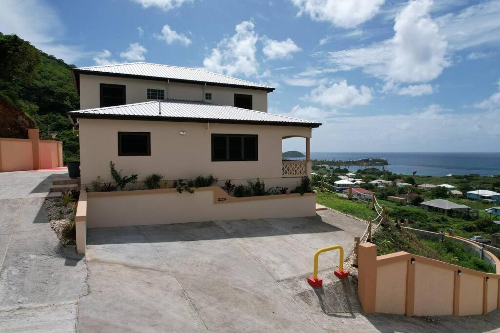The Pearl - Spacious Air Conditioned 3Bd, 2Bth Villa With Gorgeous Views Old Road Екстер'єр фото